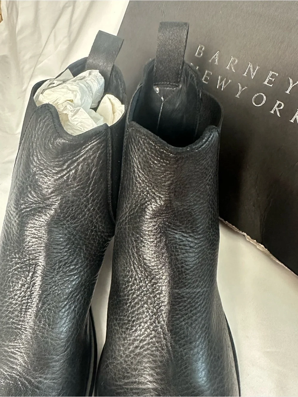NEW Barneys New York Italy Cervo Leather Chelsea Boots 6M